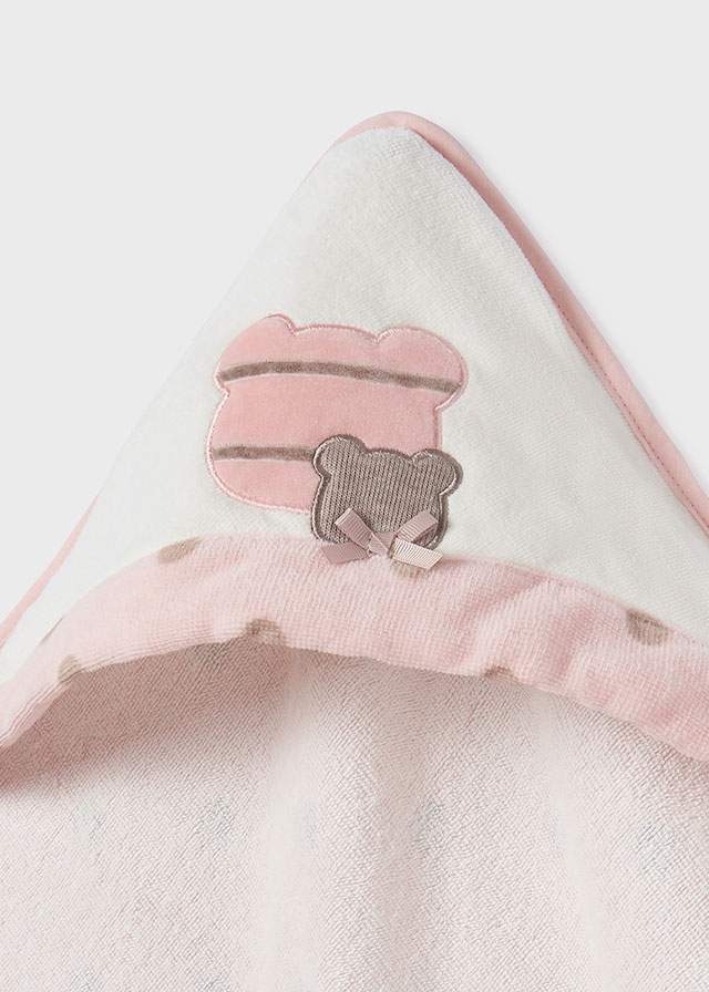 L L