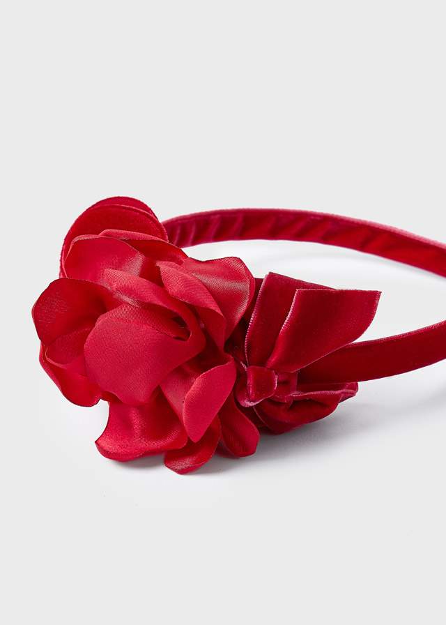 L L