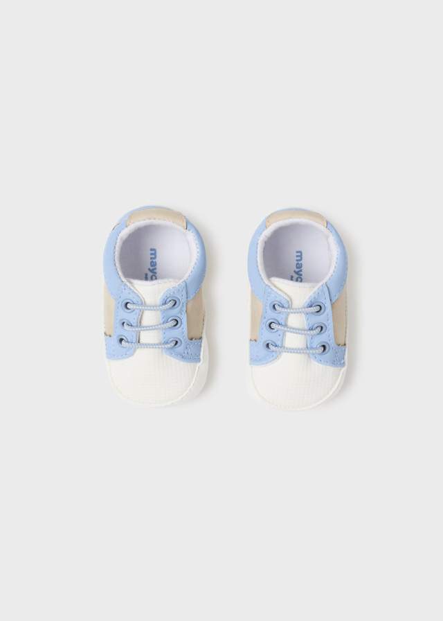L L